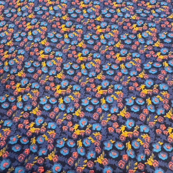 Men’s J. Crew Button Up Shirt (Classic Fit) Medium - Picture 4 of 8